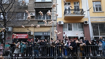 След два дни на протестни акции включително и пред кабинета на