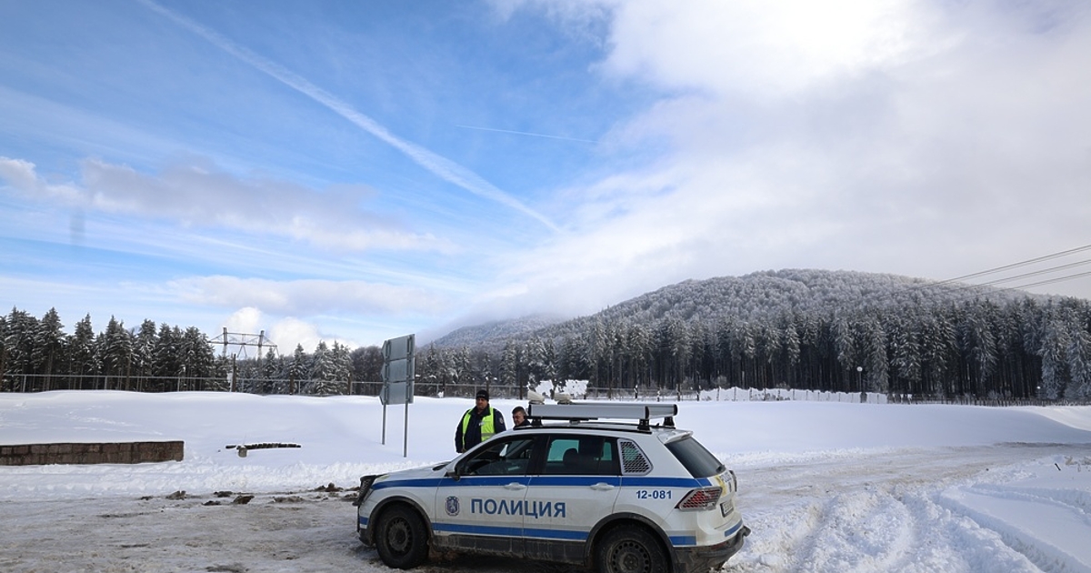 Най-важното е да се установи кой е убил тези хора,