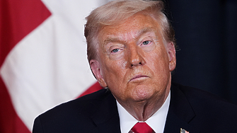 Едва 27 от американците подкрепят всички или повечето политики на президента