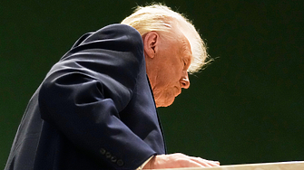 Деница Сачева защити подписа на България под Съвета за мир