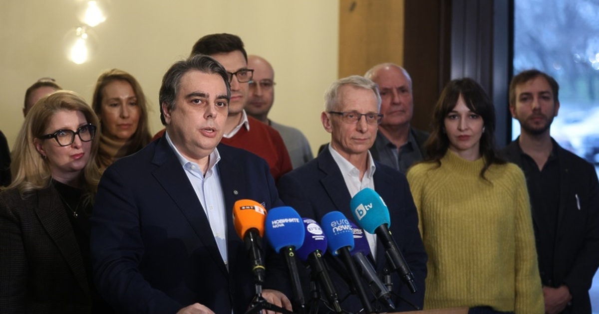 За Асен Василев понякога се говори като за новия Иван