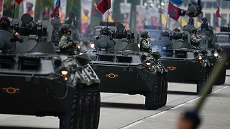 Венецуелската армия и полиция се заклеха в безпрекословна вярност и