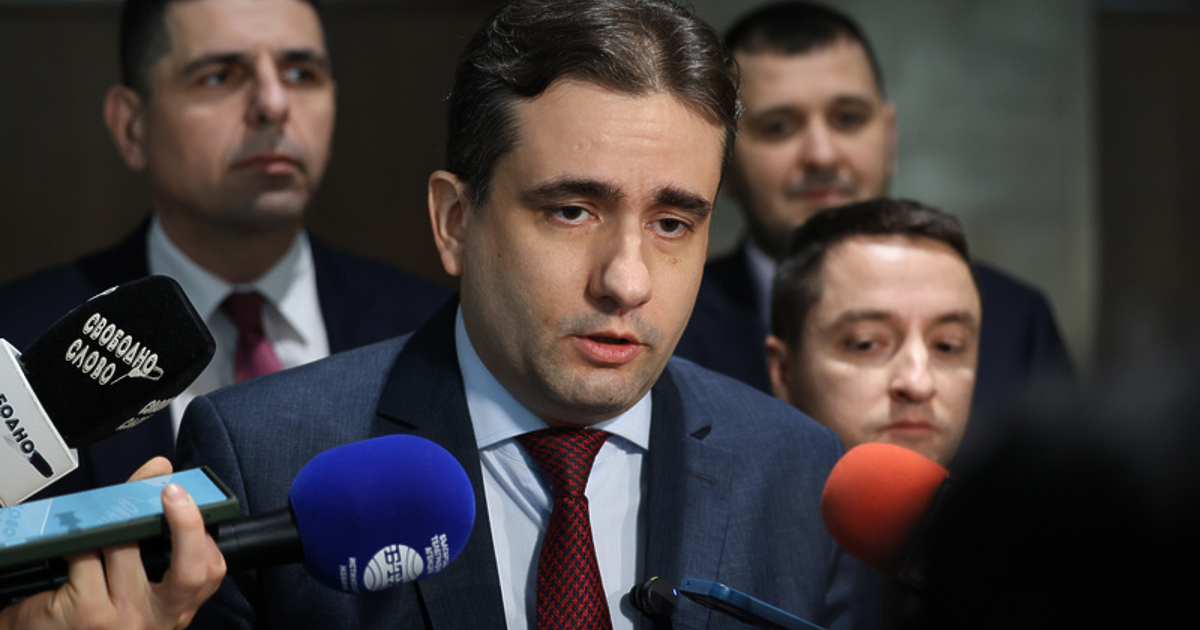 Нашата коалиция има огромен дълг към протеста и избирателите. Трябва