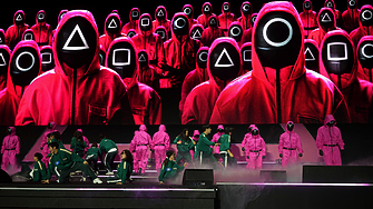 Докато младежи по света гледат сериала на Netflix Squid Game