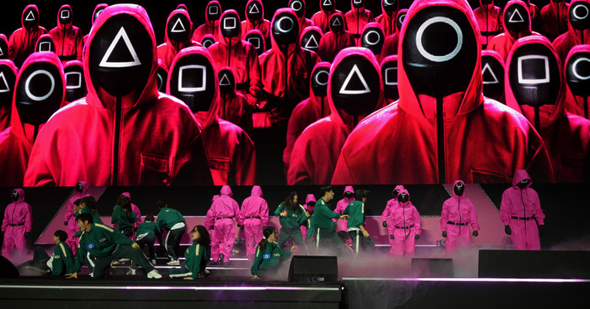 Докато младежи по света гледат сериала на Netflix Squid Game“