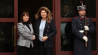 Президентката Илияна Йотова получи днес още един очакван отказ за