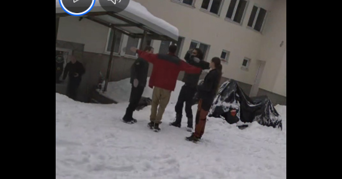 Категорично не вярвам във версията, която се опитва да пробутва