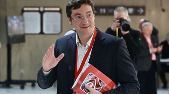 Крум Зарков е спечелил битката за лидерския пост в БСП