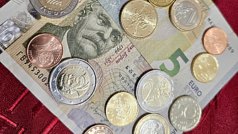 Днес е последният ден в който левът е законно платежно