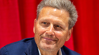 Големият американски писател Дейвид Балдачи ще гостува на предаването Понеделник