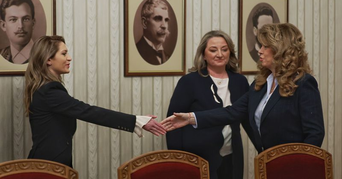 ГЕРБ предлага парламентът да си избере нов председател, ако президентката