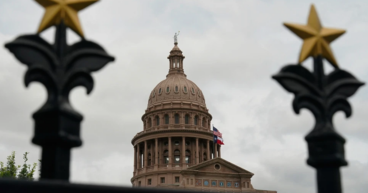 Демократ е победителят на предсрочните избори в 9-ия избирателен район