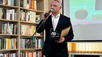 Захари Карабашлиев бе отличен като Писател на 2025 г по