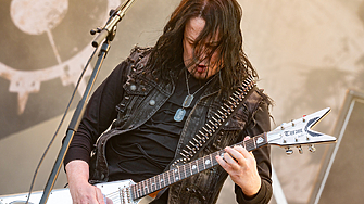 С яко бласт бийт няколко доста интересни рифа и най