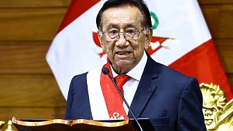 Перуанските депутати избраха Хосе Балкасар за временен президент на страната