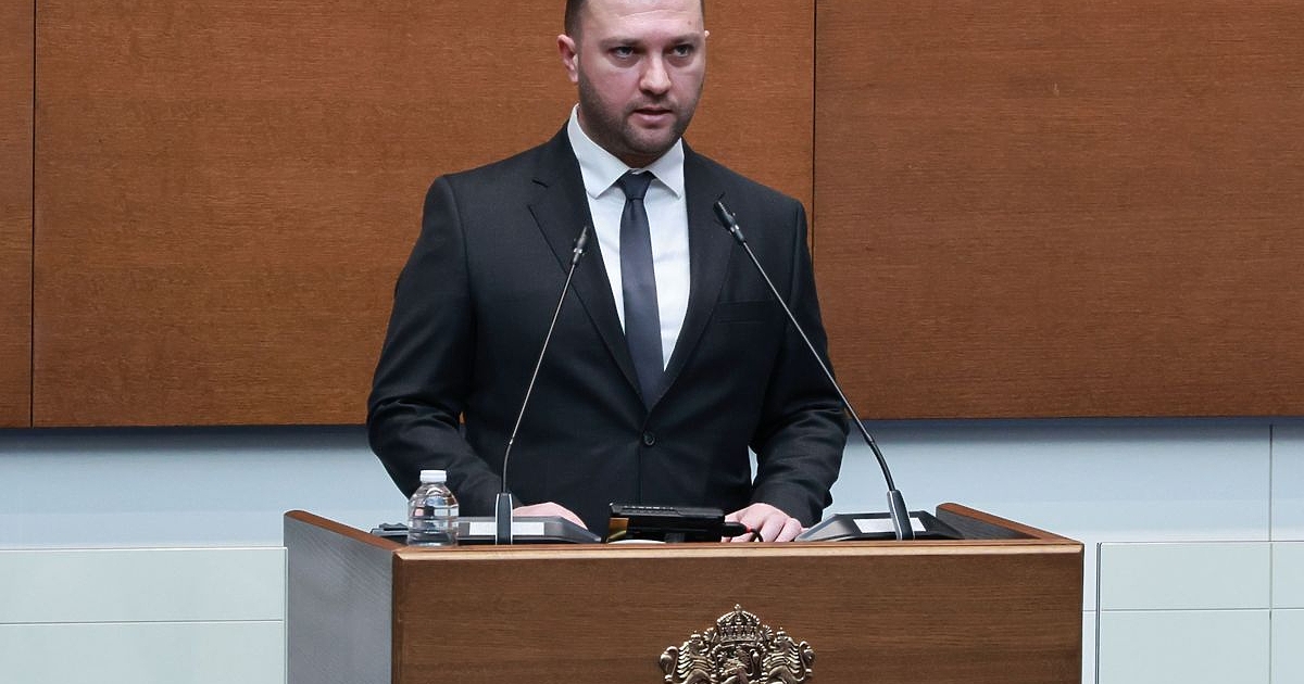 Нов депутат от АПС положи клетва в Народното събрание. Едис