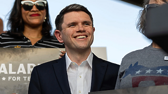 Таларико изтръгна Библията от десницата. Сега ще се опита да накара Тексас да "посинее"