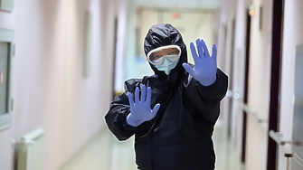 Епидемия от менингит във Великобритания: двама мадежи починаха, случаите са вече 20