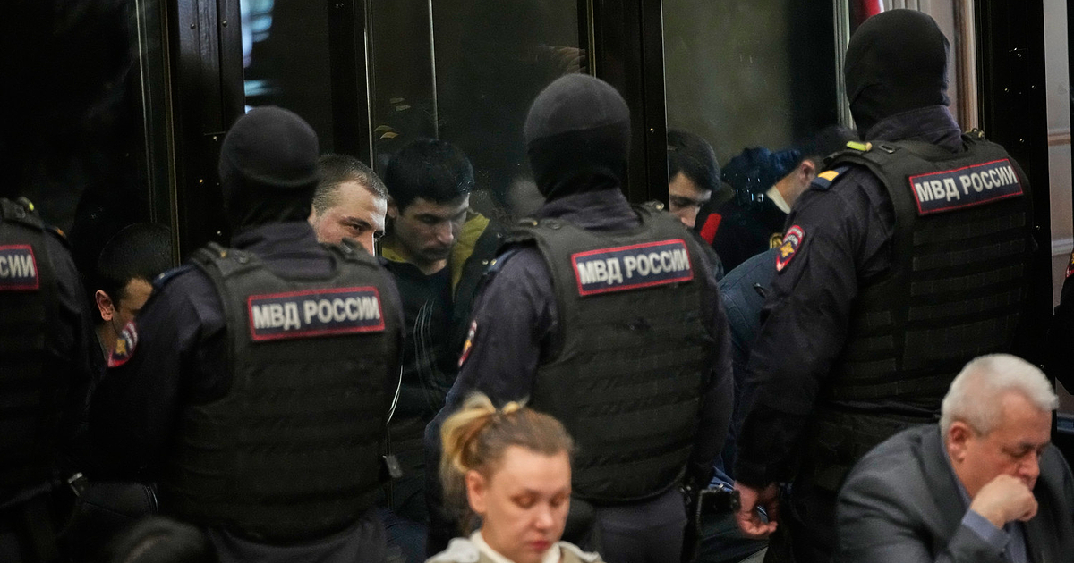 Съд в Москва постанови доживотни присъди за четиримата извършители и
