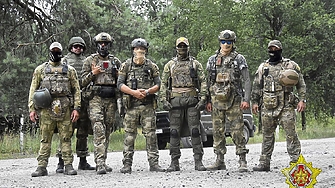 Русия поддържа същински тръбопровод за трафик на хора Над 18