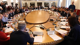 ГЕРБ, БСП и ДПС - Ново начало прокараха повече разходи за общините