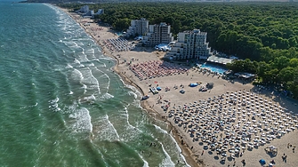 Войната в Близкия изток тревожи туристите: Къде е безопасно да се почива?