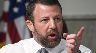 Тръмп уволни министърката по вътрешната сигурност