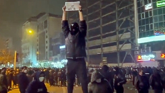 Европа наложи мерки срещу 16 души и 3 организации в Иран заради смазаните протести