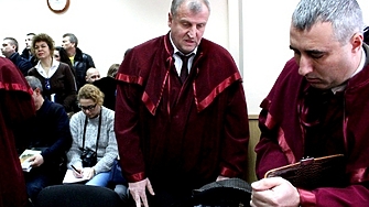 Без прецедент: ВСС ще обсъди да освободи ли члена си, пратен навремето при Гешев от "Банкята"