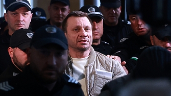 За блудства с момчета, принуда и дрога... Внесоха обвиненията срещу  д-р Станимир Хасърджиев