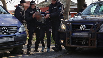 ДЕНЯТ В НЯКОЛКО РЕДА: МВР в "Столипиново", влаковете - като влакчета на ужасите