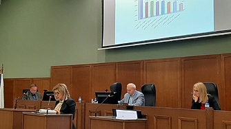 Градската прокурорка на София Емилия Русинова многократно е минавала държавните