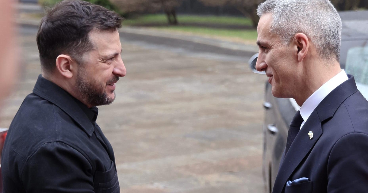 Три дни преди премиерът Андрей Гюров да замине за Киев