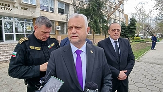 Дечев: Кметове са замесени в схеми с помощи и купуване на гласове