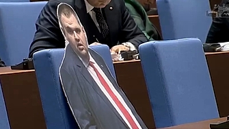 ДЕНЯТ В НЯКОЛКО РЕДА: Още един кмет на Пеевски - арестуван за купуване на гласове, Ливан и Израел ще преговарят