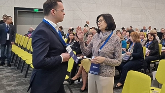 Партията на Меглена Кунева върви към закриване