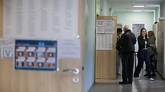 Масови проблеми с машините смени на членове на секционните комисии