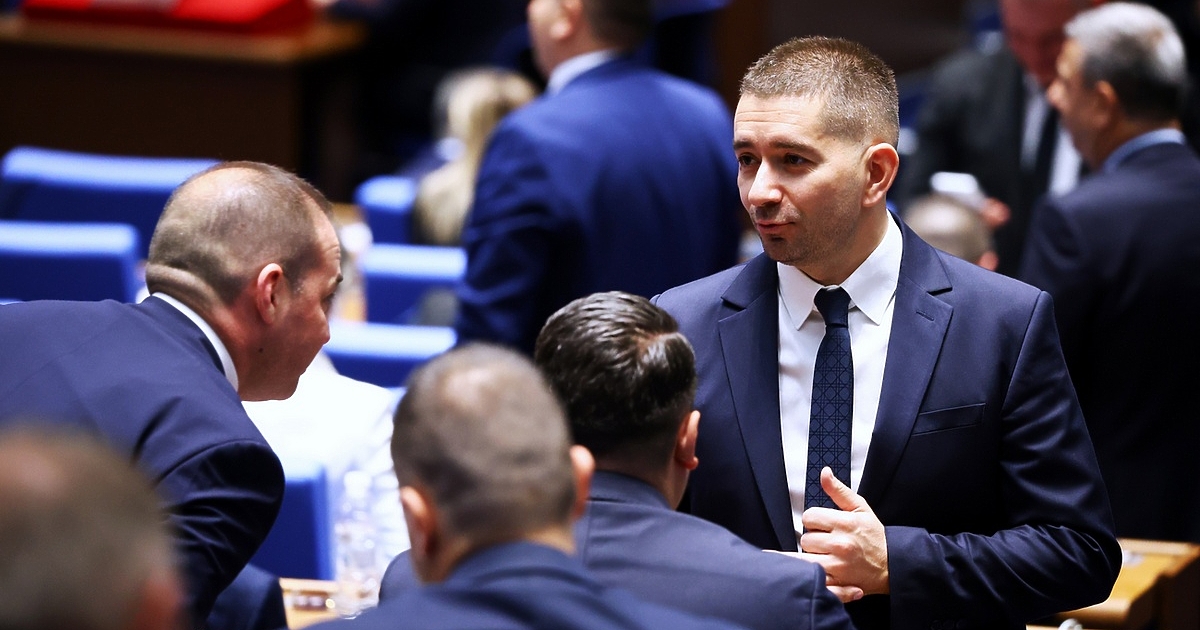 Номинацията на Михаела Доцова за председател на Народното събрание е