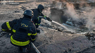 Тринадесет души са загинали и няколко десетки са ранени при
