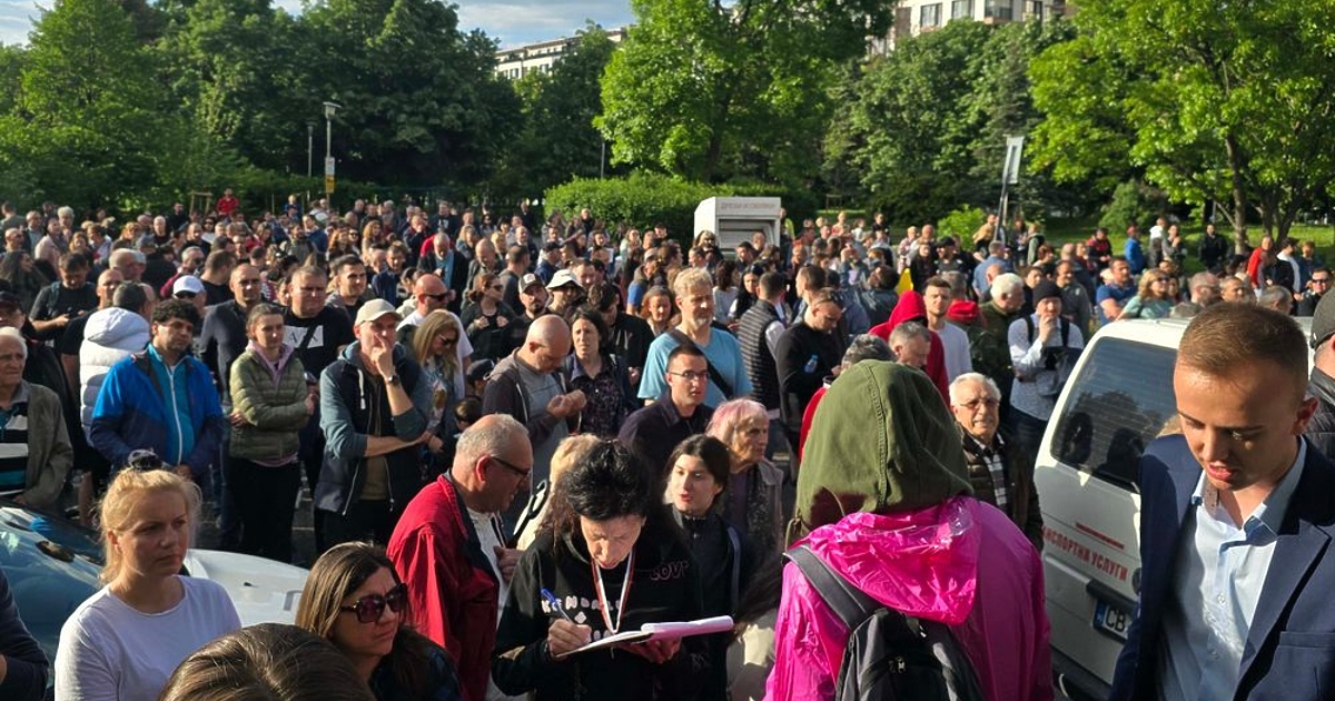 Бъдещото изграждане на 75-метрова сграда на столичния булевард Ал. Малинов