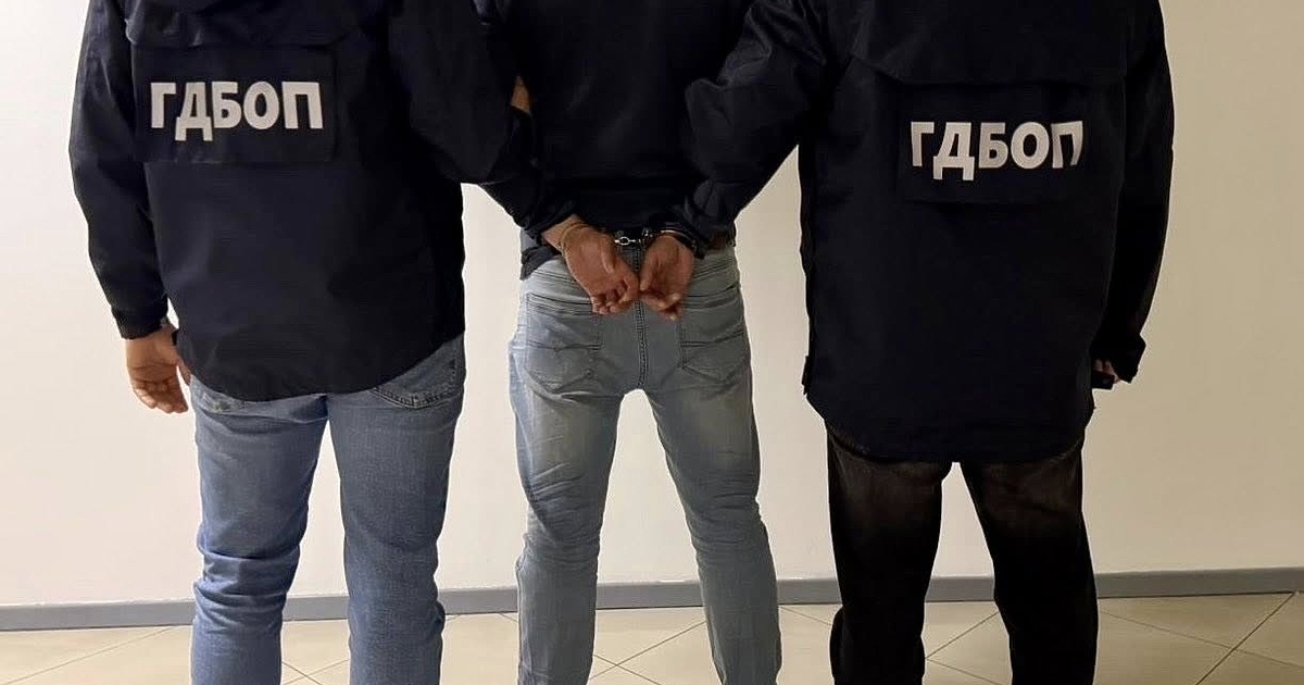 Двама мъже - на 30 и 35 г., бяха арестувани след