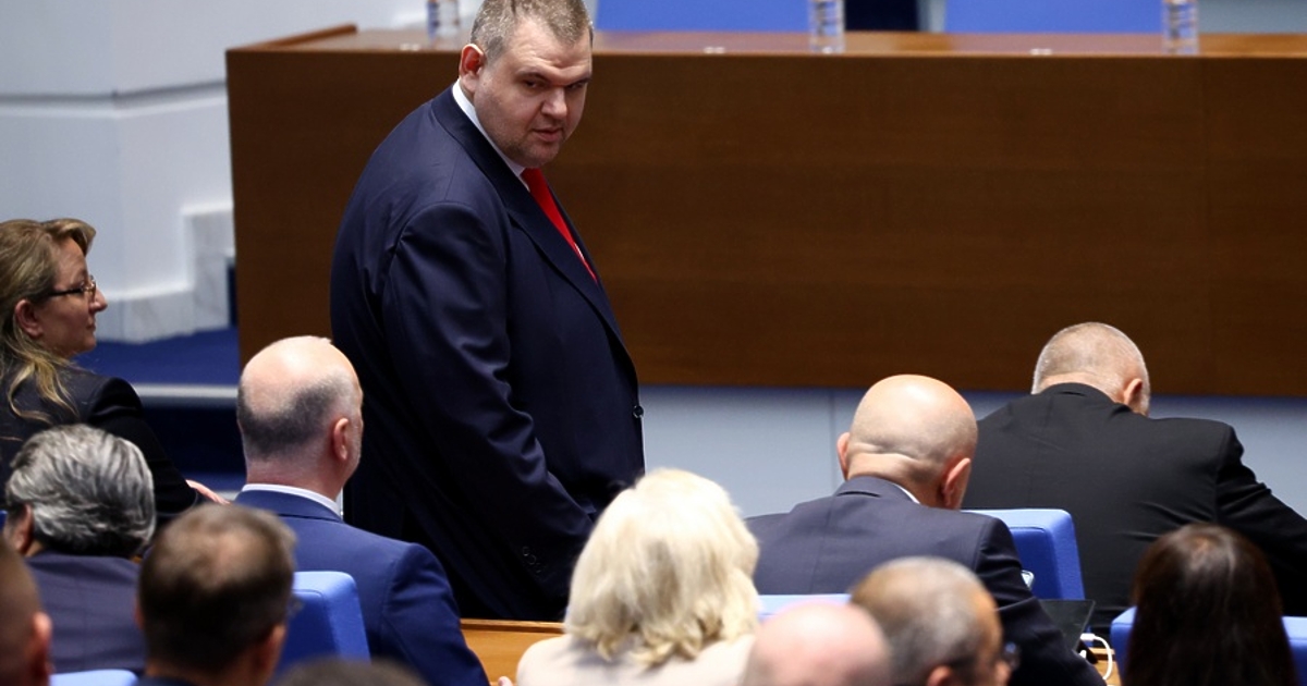 След първоначалното бързане новите управляващи от Прогресивна България решиха да