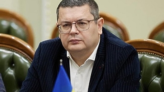 ЕС трябва да санкционира Росатом и Роскосмос които са съучастници