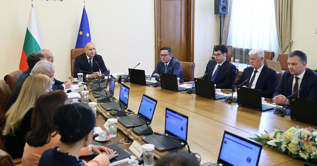Днес депутати от Прогресивна България“ внесоха промени в правилника на