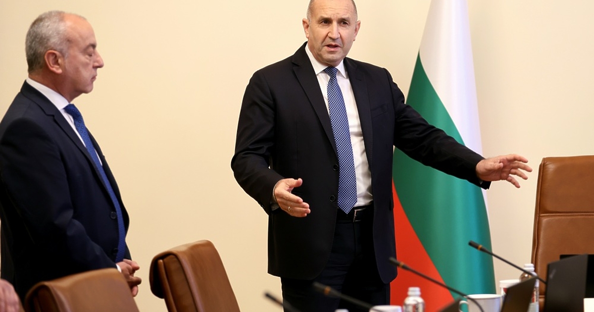 Към ПП и ДБ може да има много критики и