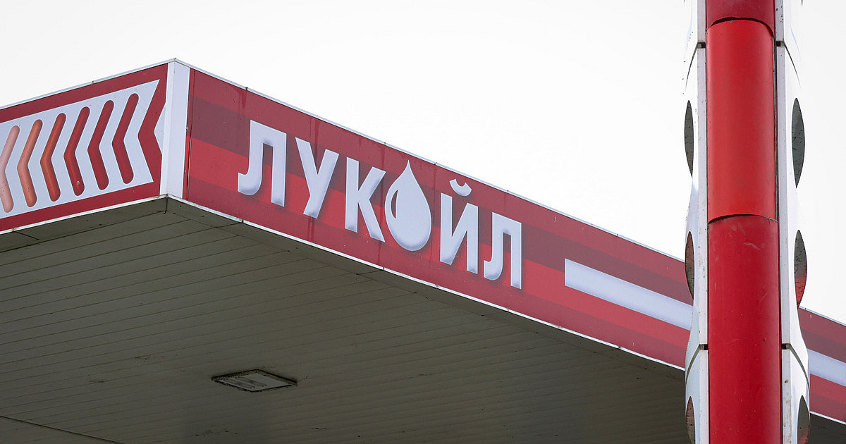 САЩ удължиха вчера с един месец, до 27 юни, лиценза,