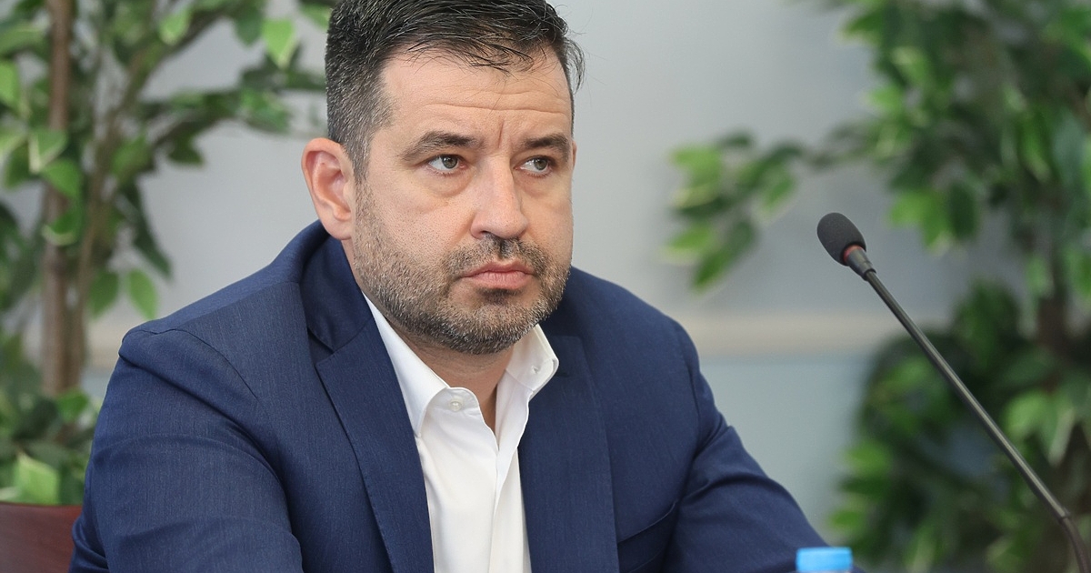 Председателят на ДАНС да предостави цялата информация за дейността на