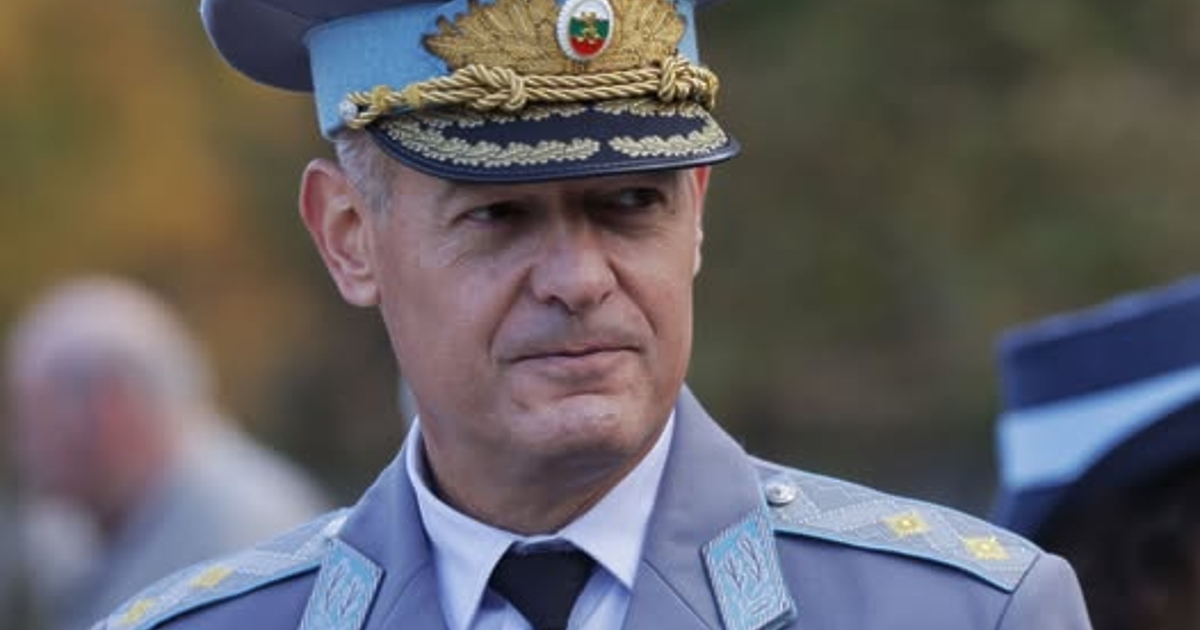 Един от най-близките хора на премиера Румен Радев - шефът