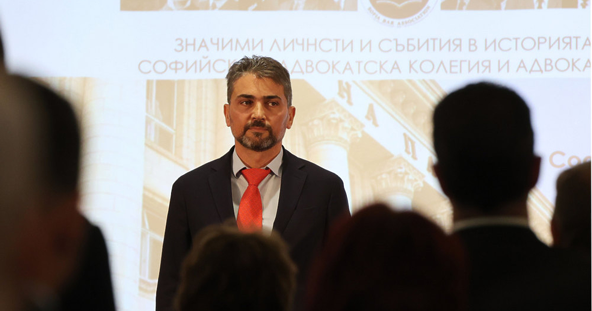 Ако някой има нещо против, да казва сега или да
