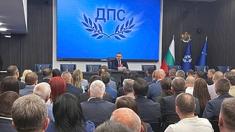 Продължава процесът на роене в ДПС след рекордно слабия резултат